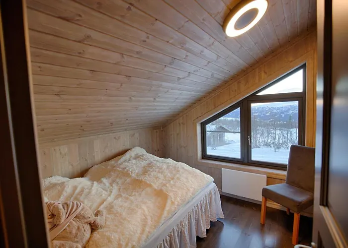 Modern Comfort Perfect For Families And Groups Hébergement de vacances