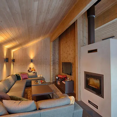 Modern Comfort Perfect For Families And Groups Holiday home Beitostolen